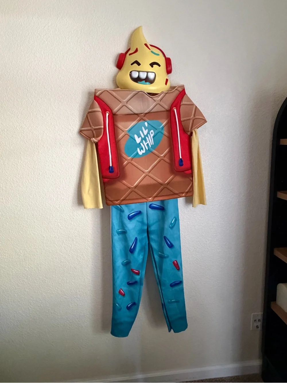 Spirit Halloween Fortnite Lil Whip Costume Youth L - Picture 4 of 10